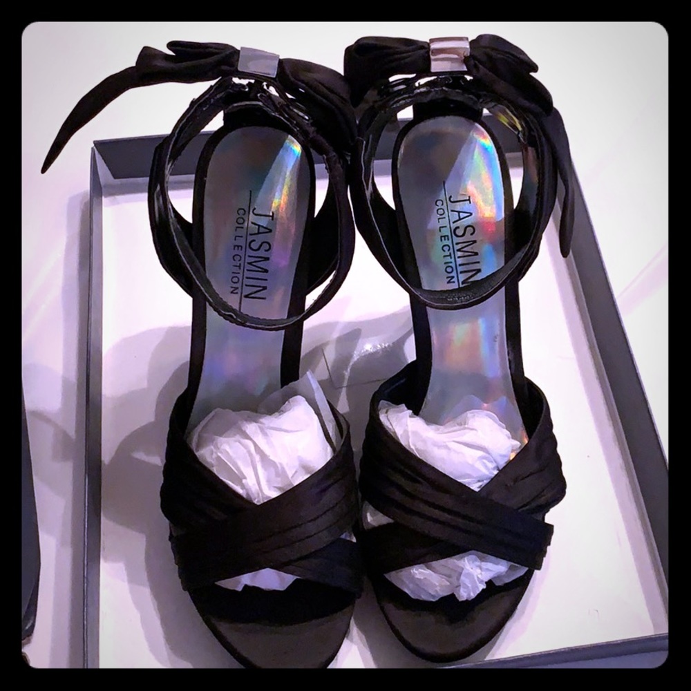 Black heels